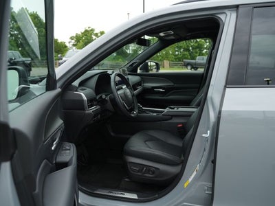 2025 Toyota Grand Highlander Hybrid Nightshade Edition