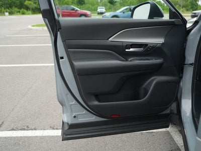 2025 Toyota Grand Highlander Hybrid Nightshade Edition