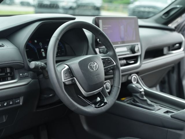 2025 Toyota Grand Highlander Hybrid Nightshade Edition