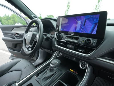 2025 Toyota Grand Highlander Hybrid Nightshade Edition