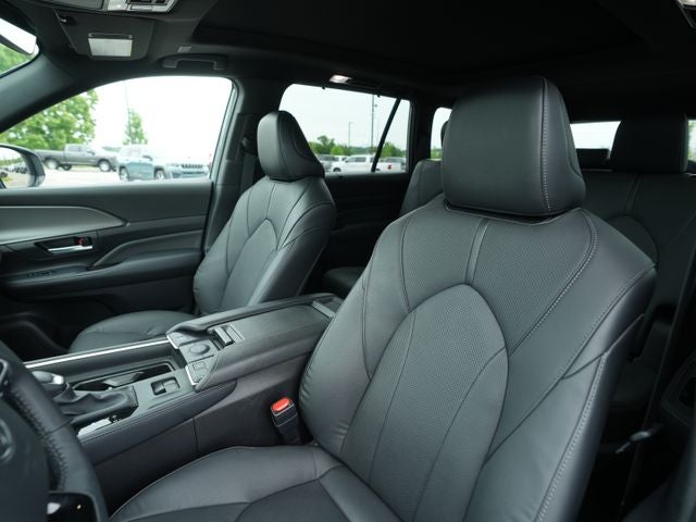 2025 Toyota Grand Highlander Hybrid Nightshade Edition