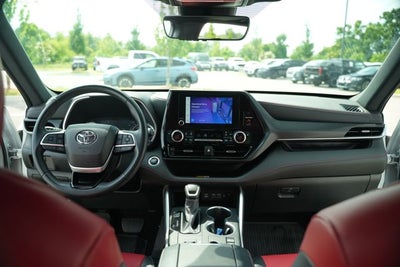 2023 Toyota Highlander XSE