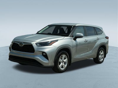 2023 Toyota Highlander LE