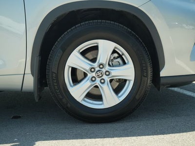 2023 Toyota Highlander LE