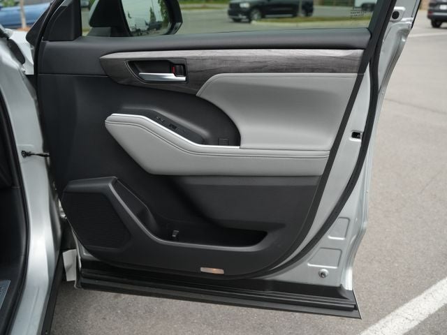 2020 Toyota Highlander Limited
