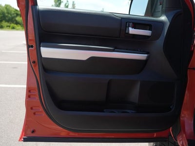 2016 Toyota Tundra SR5 5.7L V8