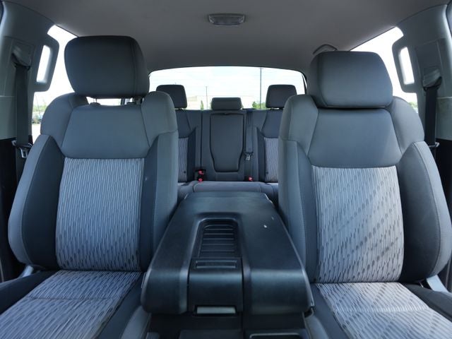 2016 Toyota Tundra SR5 5.7L V8