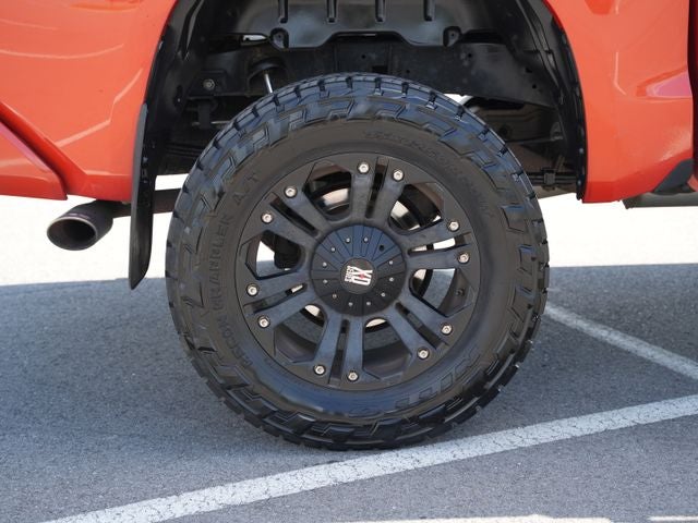 2016 Toyota Tundra SR5 5.7L V8