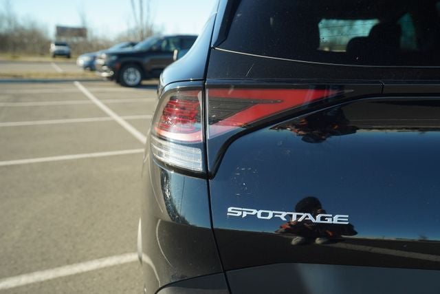2025 Kia Sportage EX