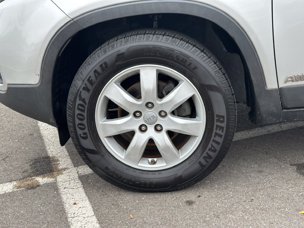 2013 Kia Sorento LX
