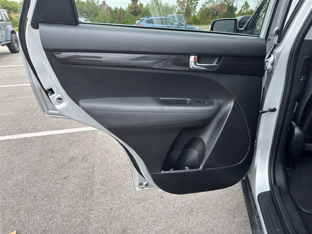 2013 Kia Sorento LX