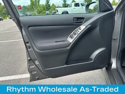 2008 Pontiac Vibe Base