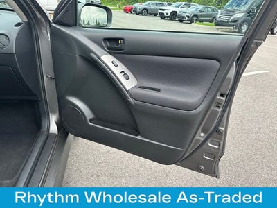 2008 Pontiac Vibe Base