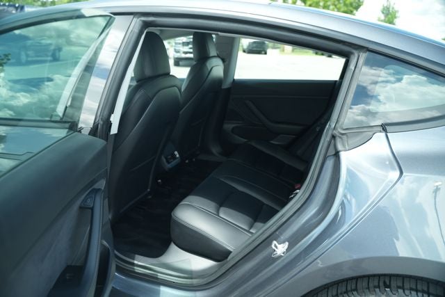 2021 Tesla Model 3 Standard Range Plus Rear-Wheel Drive
