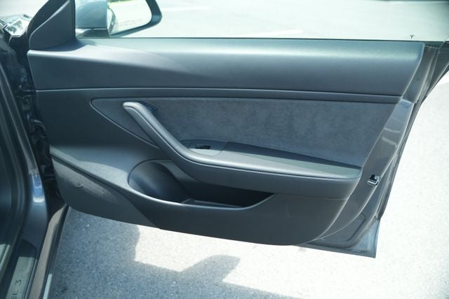 2021 Tesla Model 3 Standard Range Plus Rear-Wheel Drive