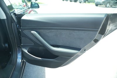2021 Tesla Model 3 Standard Range Plus Rear-Wheel Drive