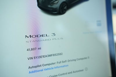 2021 Tesla Model 3 Standard Range Plus Rear-Wheel Drive