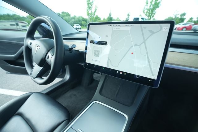 2021 Tesla Model 3 Standard Range Plus Rear-Wheel Drive