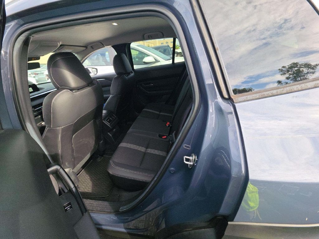 2024 Mazda Mazda CX-50 2.5 S Preferred Package