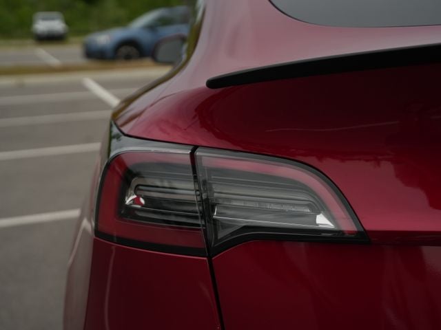 2024 Tesla Model Y Long Range Dual Motor All-Wheel Drive
