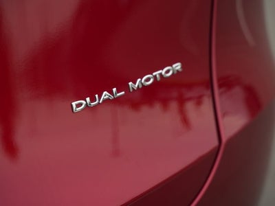 2024 Tesla Model Y Long Range Dual Motor All-Wheel Drive