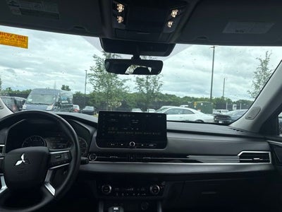 2025 Mitsubishi Outlander SE 2.5 2WD