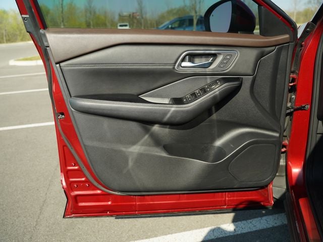 2021 Nissan Rogue Platinum FWD