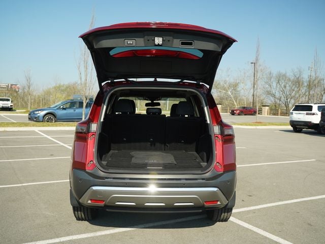 2021 Nissan Rogue Platinum FWD