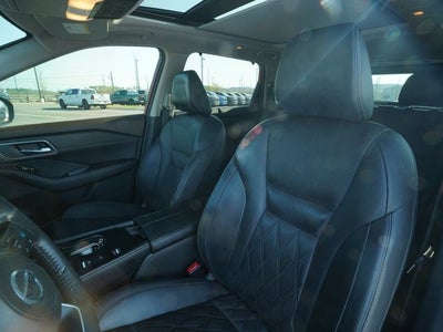 2021 Nissan Rogue Platinum FWD