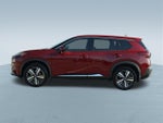 2021 Nissan Rogue Platinum FWD