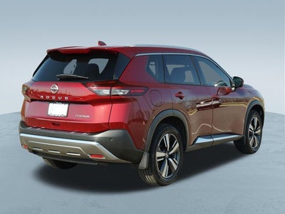 2021 Nissan Rogue Platinum FWD