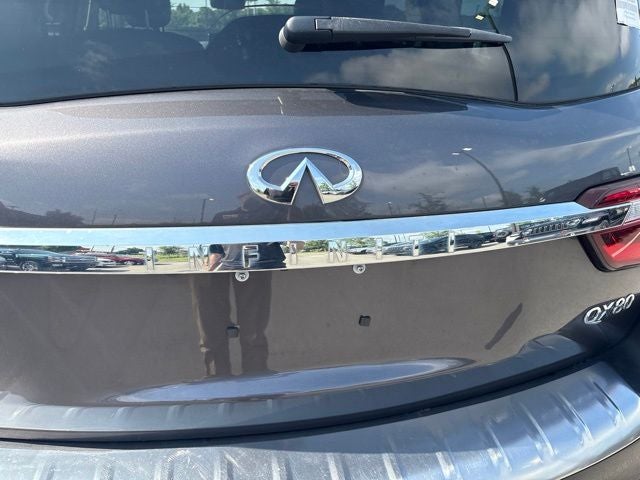 2022 INFINITI QX80 LUXE AWD