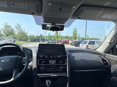 2022 INFINITI QX80 LUXE AWD