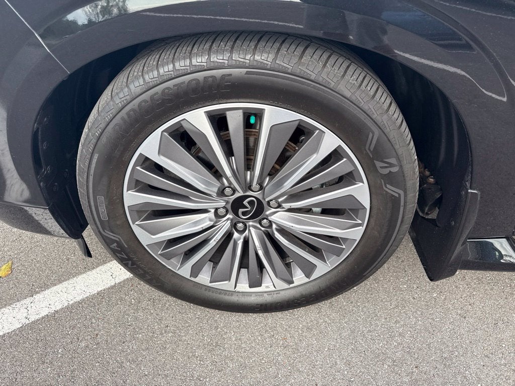 2025 INFINITI QX80 SENSORY