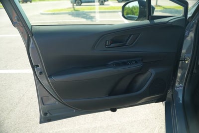 2025 Toyota Prius Plug-In Hybrid SE