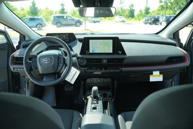 2025 Toyota Prius Plug-In Hybrid SE