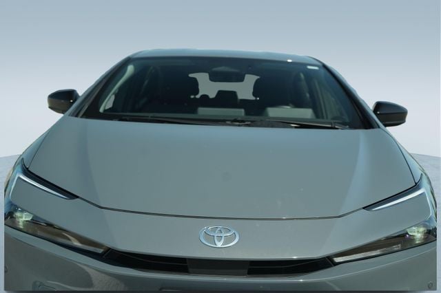 2025 Toyota Prius Plug-In Hybrid SE