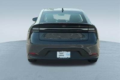 2025 Toyota Prius Plug-In Hybrid SE