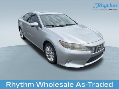 2013 Lexus ES 300h 300h