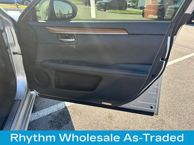 2013 Lexus ES 300h 300h