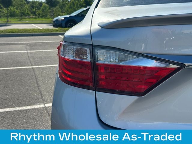 2013 Lexus ES 300h 300h