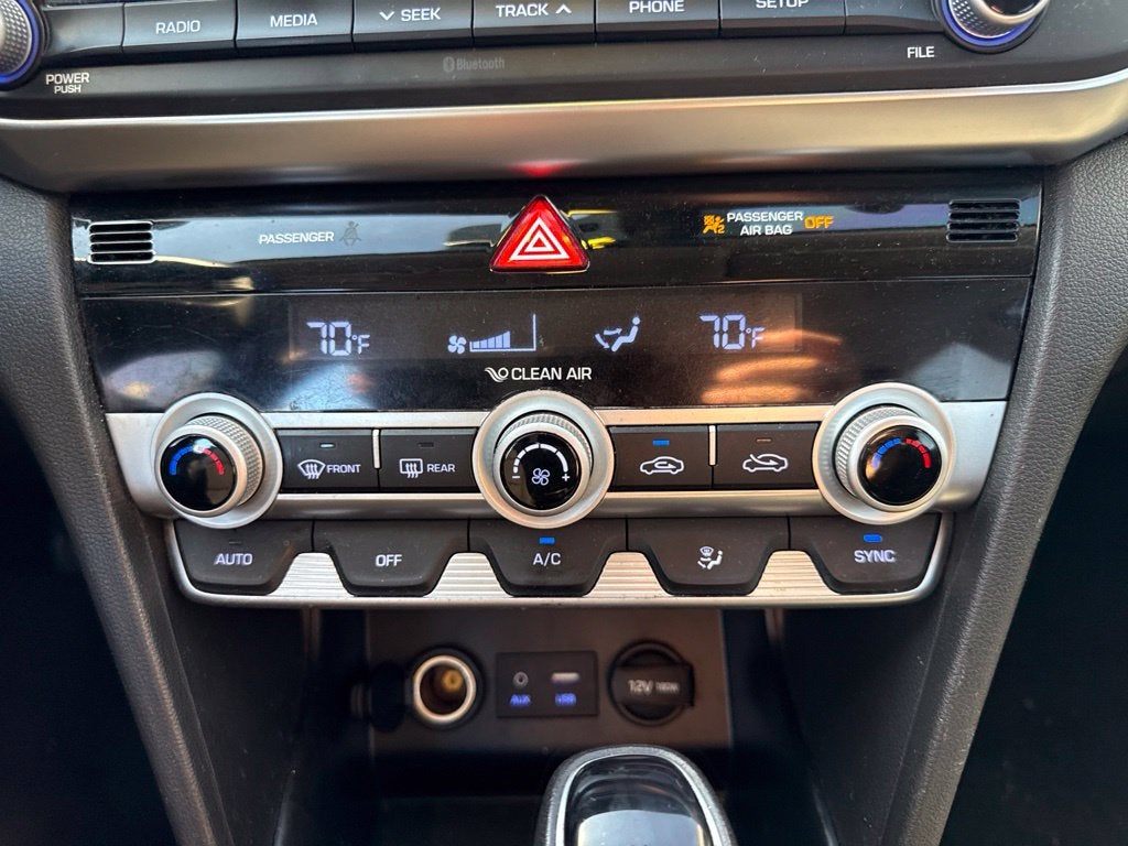 2020 Hyundai Elantra SE