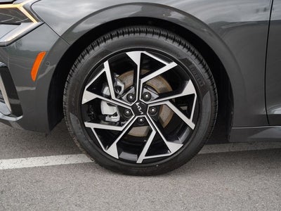 2025 Kia K5 EX