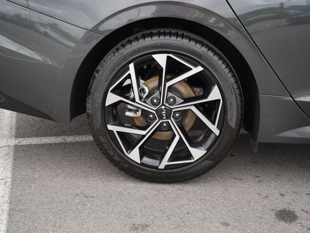 2025 Kia K5 EX