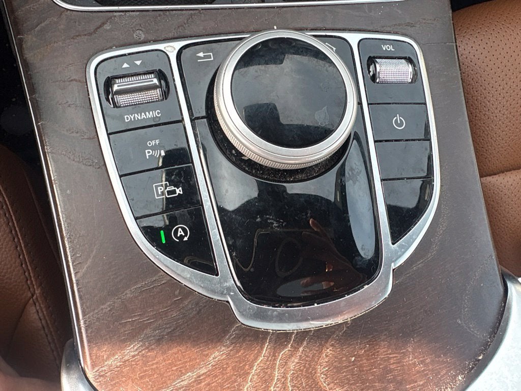 2021 Mercedes-Benz C 300 C 300