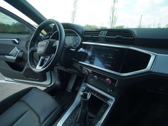 2021 Audi Q3 Premium 45 TFSI S line quattro Tiptronic