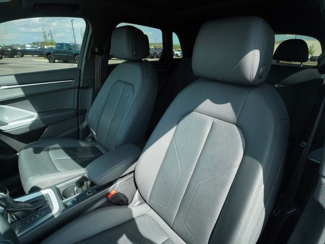 2021 Audi Q3 Premium 45 TFSI S line quattro Tiptronic