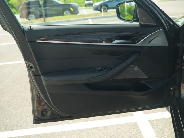 2020 BMW 530i 530i