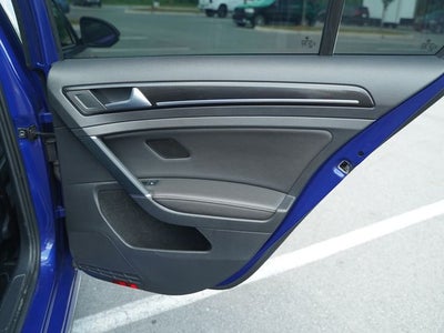 2019 Volkswagen Golf R 2.0T w/DCC & Navigation