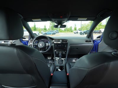 2019 Volkswagen Golf R 2.0T w/DCC & Navigation